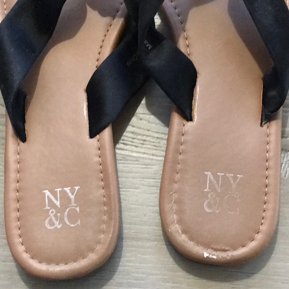 2 pair of NY&C Sandals Size 6 - Picture 2 of 7